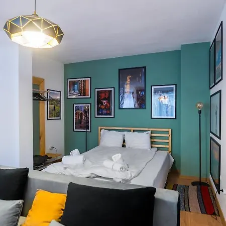 Modern&stylish In Centre By Flat Mаnager 아파트